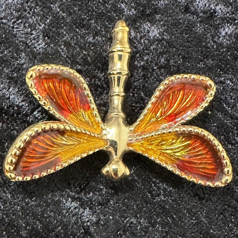 Beautiful Gold Dragonfly Pin